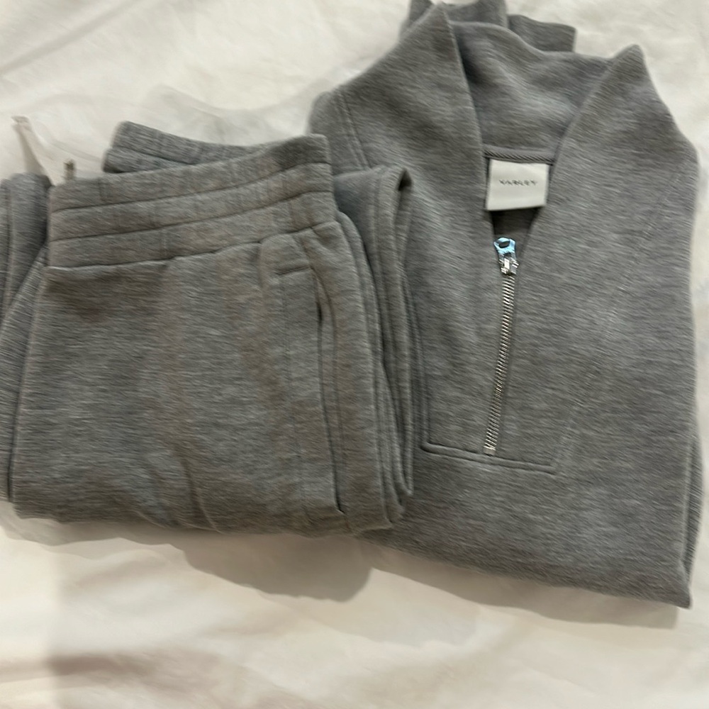 Varley  grey heathered sweatsuit top and bottom